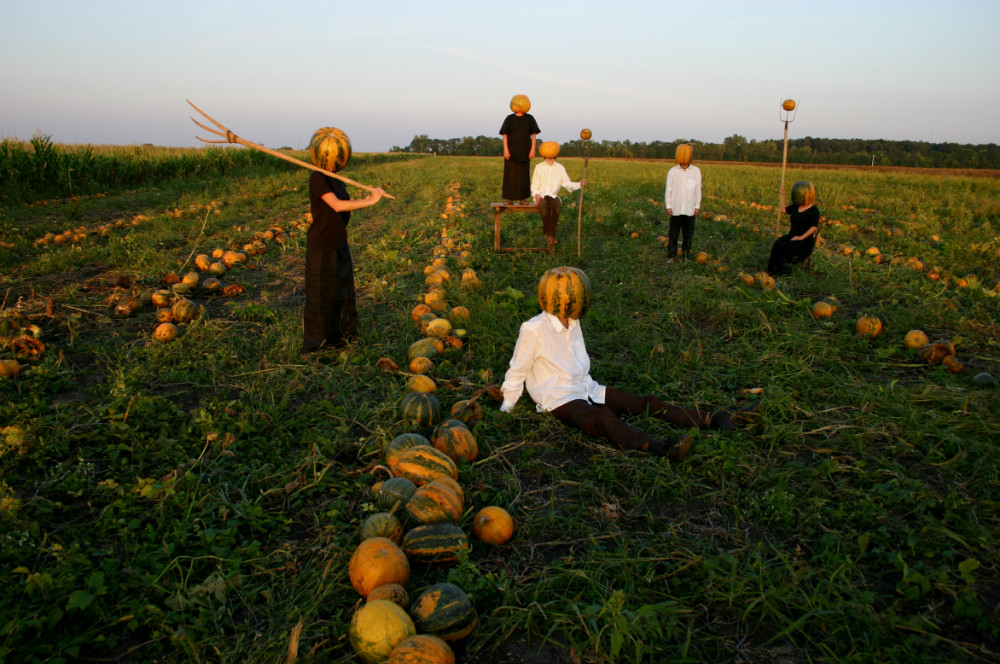 크기변환_Pumpkin Harvest_Melon Heads Harvesting, 2005.jpg